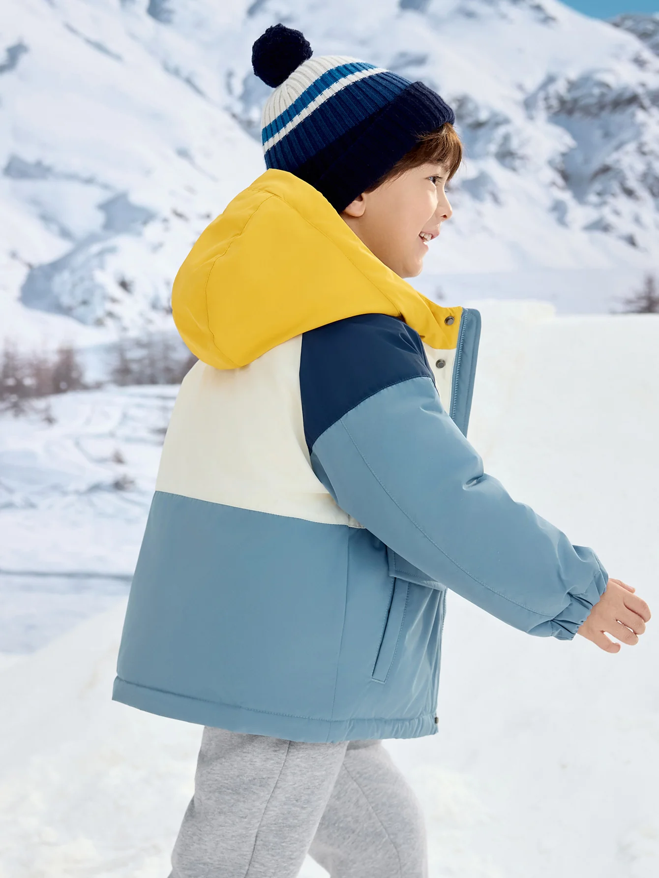 Unisex Toddler Contrast Waterproof Down Jacket - Image 15